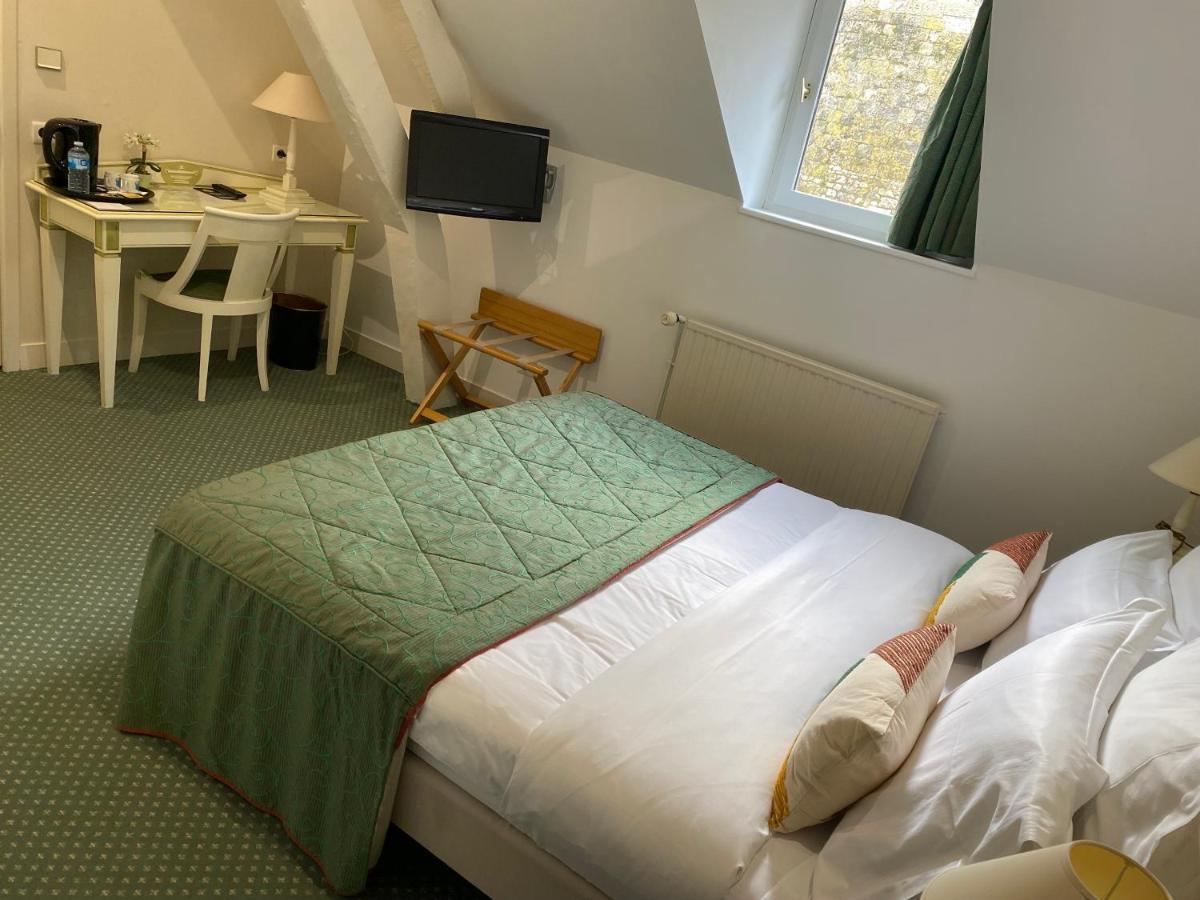 Hotel De La Tour Pont-de-l'Arche Ngoại thất bức ảnh